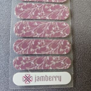 5 Half Sheets Of Jamberry Nail Wraps
